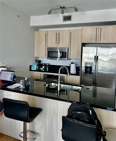 $2,800 | 79 Southwest 12th Street, Unit 3008S, Miami, FL 33130