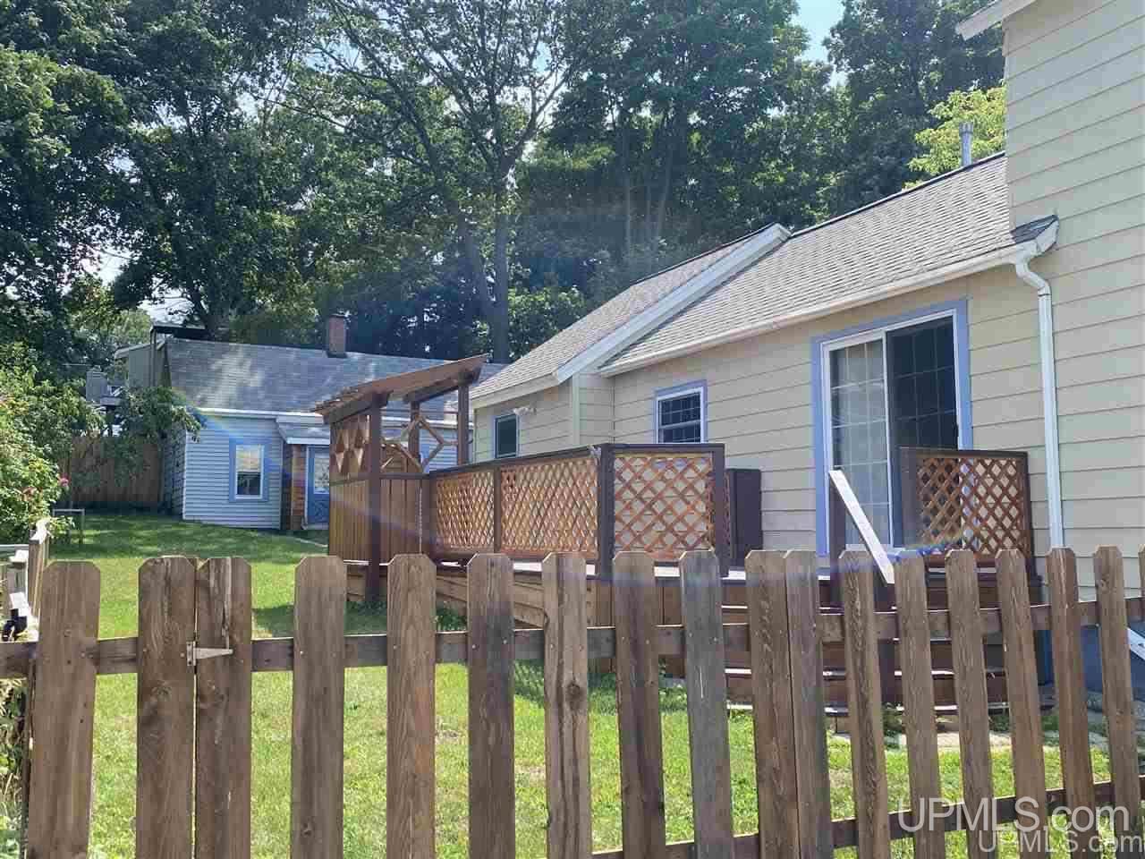 523 West Spring Street Marquette, MI 49855 - Photo 2 of 8