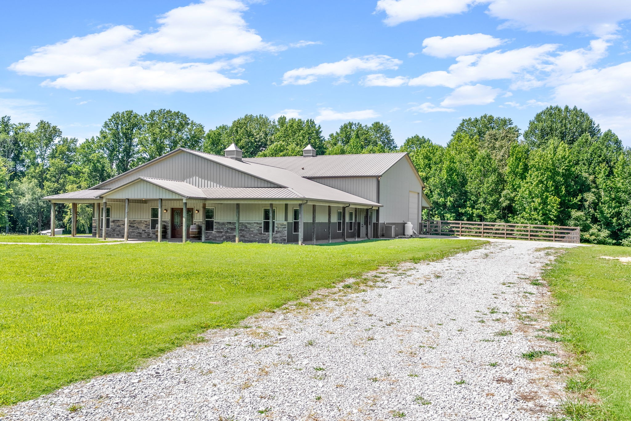 890 Iron Workers Road Clarksville, TN 37043 - Photo 5 of 45