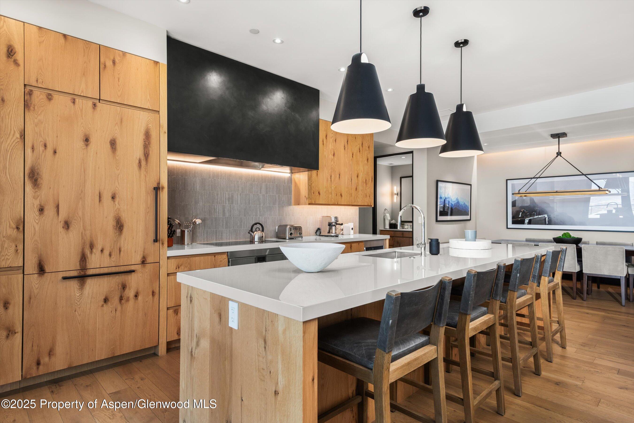 77 Wood Road, Unit 503EAST Snowmass Village, CO 81615 - Photo 7 of 20 Kitchen and Bar