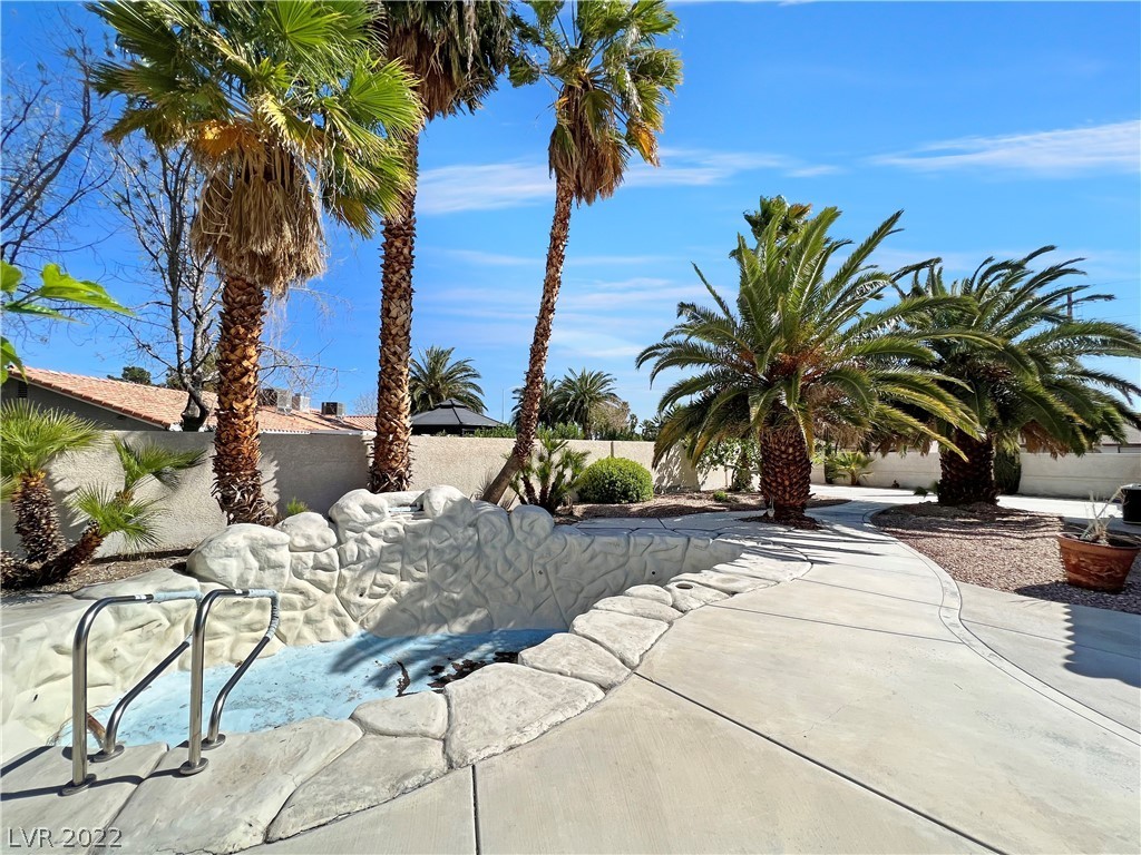 3155 South Lindell Road Las Vegas, NV 89146 - Photo 34 of 46 Gallery Image 34