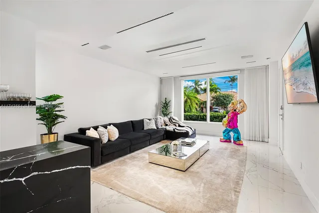 $45,000 | 3251 Northeast 164th Street, North Miami Beach, FL 33160