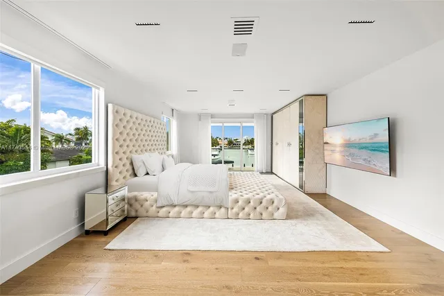 $45,000 | 3251 Northeast 164th Street, North Miami Beach, FL 33160