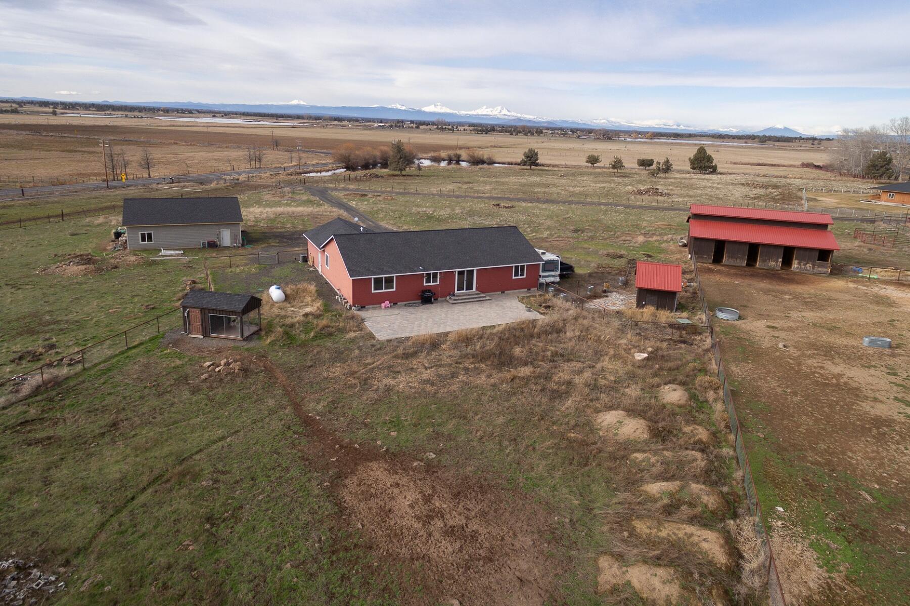 10223 Southwest Houston Lake Road Powell Butte, OR 97753 - Photo 1 of 41 batch_01