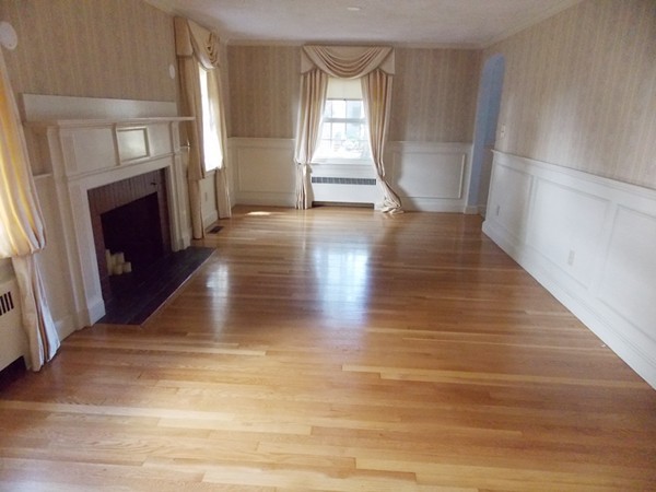 4 Waterhouse Road Belmont, MA 02478 - Photo 4 of 30 Gallery Image 4