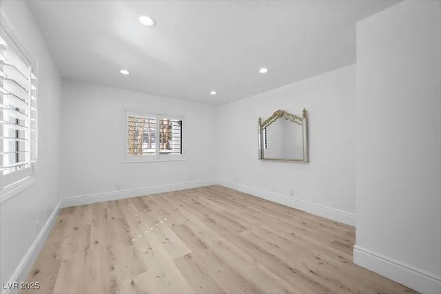 $5,988 | 1695 Montessouri Street, Las Vegas, NV 89117