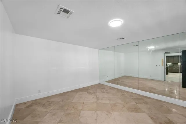 $5,988 | 1695 Montessouri Street, Las Vegas, NV 89117