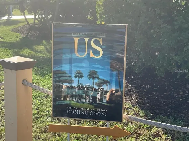 a sign broad on the side of a building