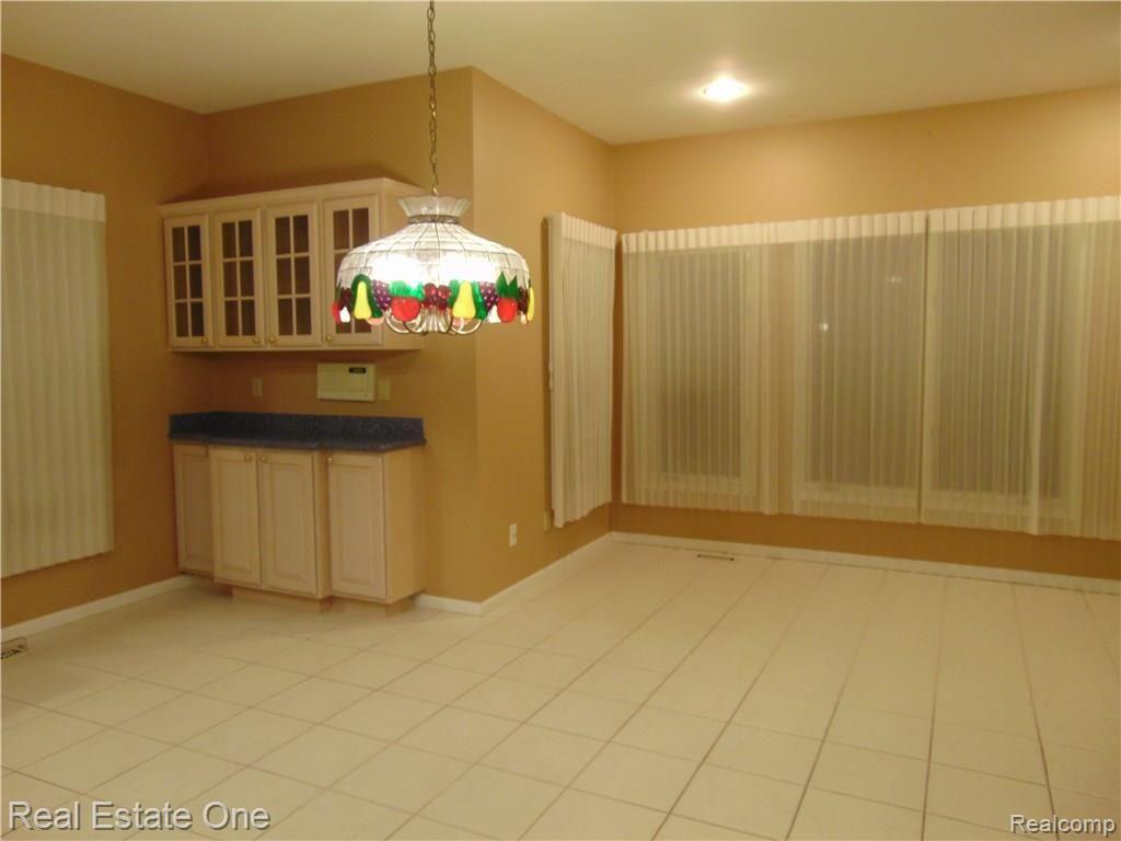 265 Woodward Road Canton, MI 48188 - Photo 27 of 40 DSC02132.JPG