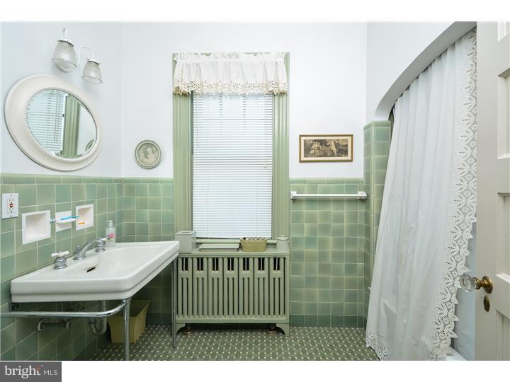 216 North Providence Road Wallingford, PA 19086 - Photo 20 of 25
