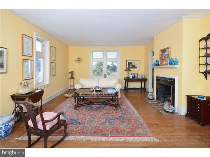 216 North Providence Road Wallingford, PA 19086 - Photo 9 of 25