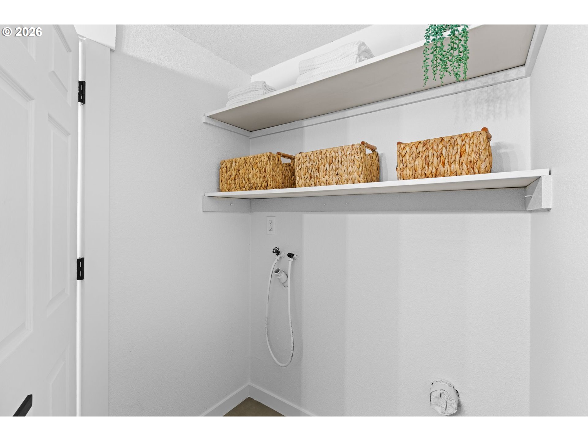 2583 Stratford Street Eugene, OR 97404 - Photo 24 of 31 a view of utility room