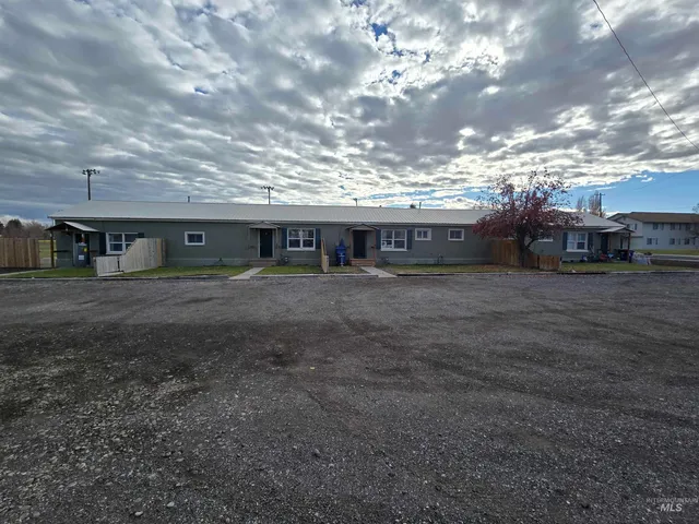 $525,000 | 351 Lois Street, Twin Falls, ID 83301