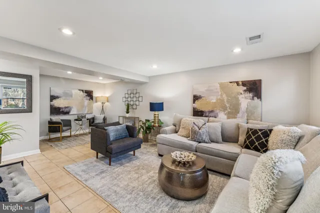 $369,900 | 3704 Halloway Place, Upper Marlboro, MD 20772