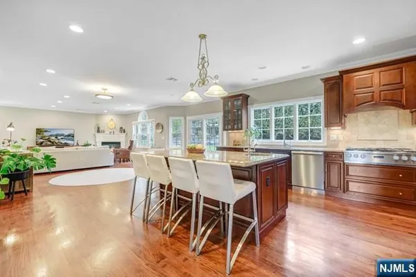 $1,925,000 | 57 Merrifield Way, Cresskill, NJ 07626