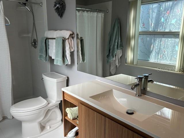 8045 Southwest 115th Loop Ocala, FL 34481 - Photo 28 of 49 Primary Bathroom Vanity