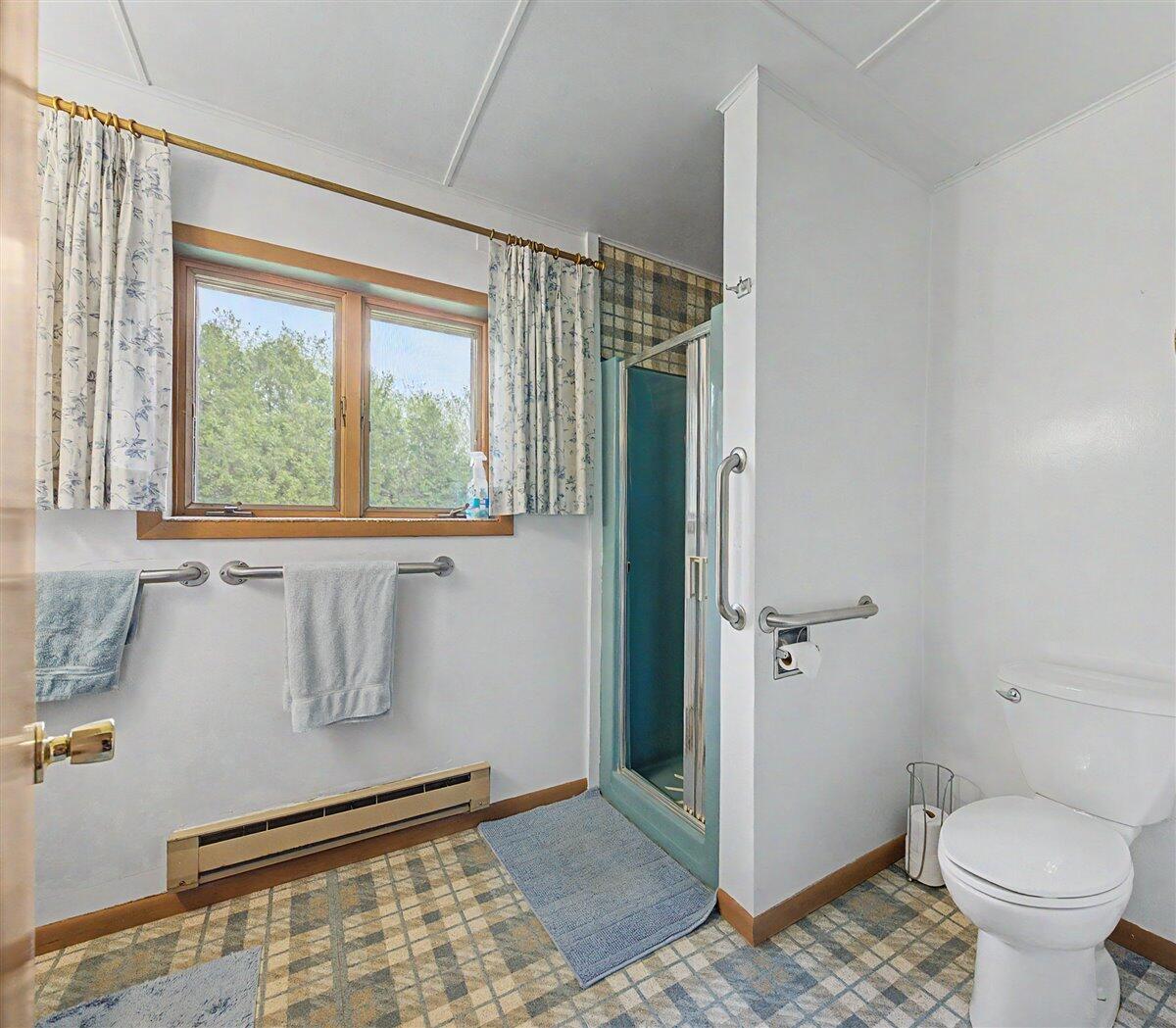S2795 Natwick Road Westby, WI 54667 - Photo 13 of 29 Main Level Bath