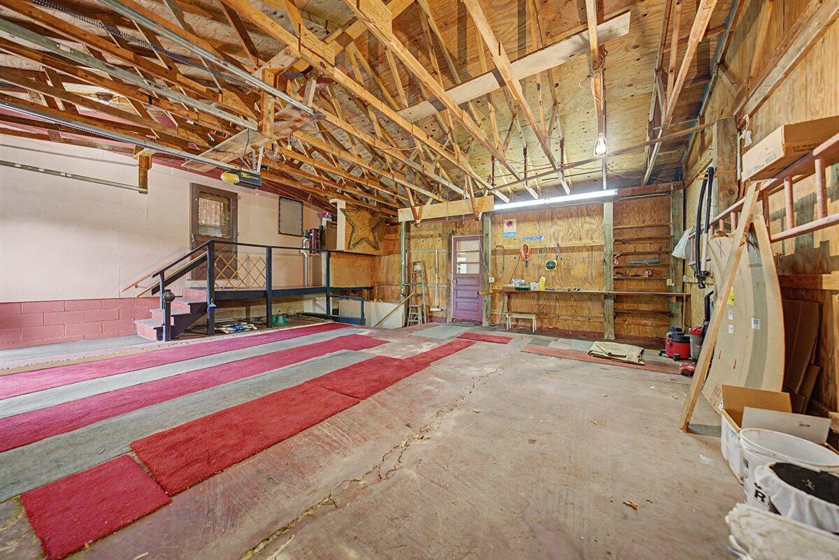 S2795 Natwick Road Westby, WI 54667 - Photo 20 of 29 Garage 1