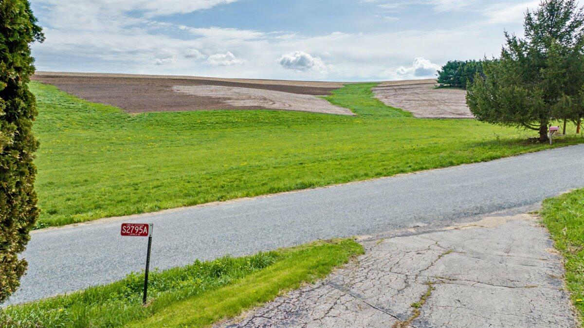 S2795 Natwick Road Westby, WI 54667 - Photo 24 of 29 View 3