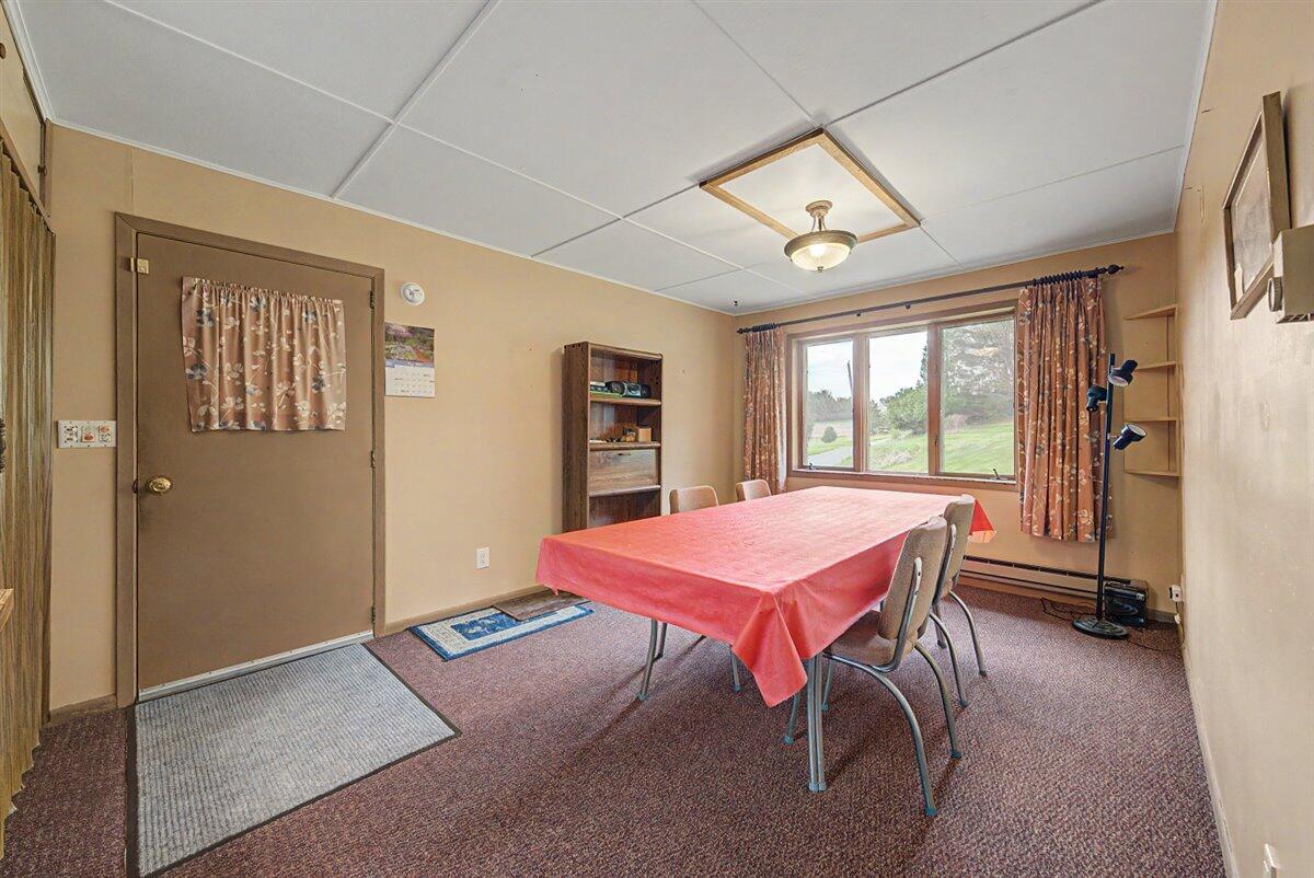 S2795 Natwick Road Westby, WI 54667 - Photo 8 of 29 Dining Room