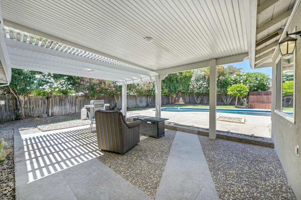3517 Ronk Way Sacramento, CA 95821 - Photo 60 of 88