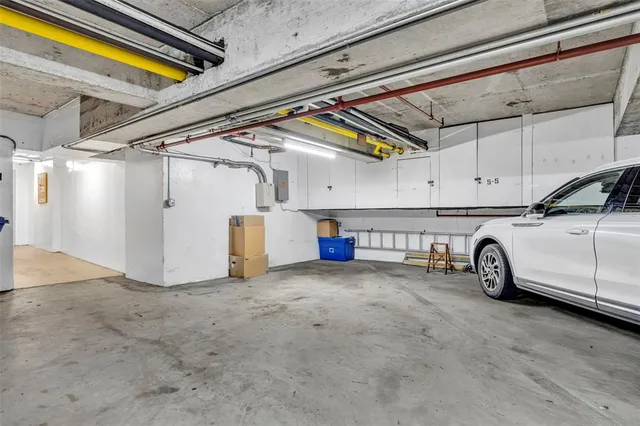 $349,900 | 311 East Morse Boulevard, Unit 711, Winter Park, FL 32789