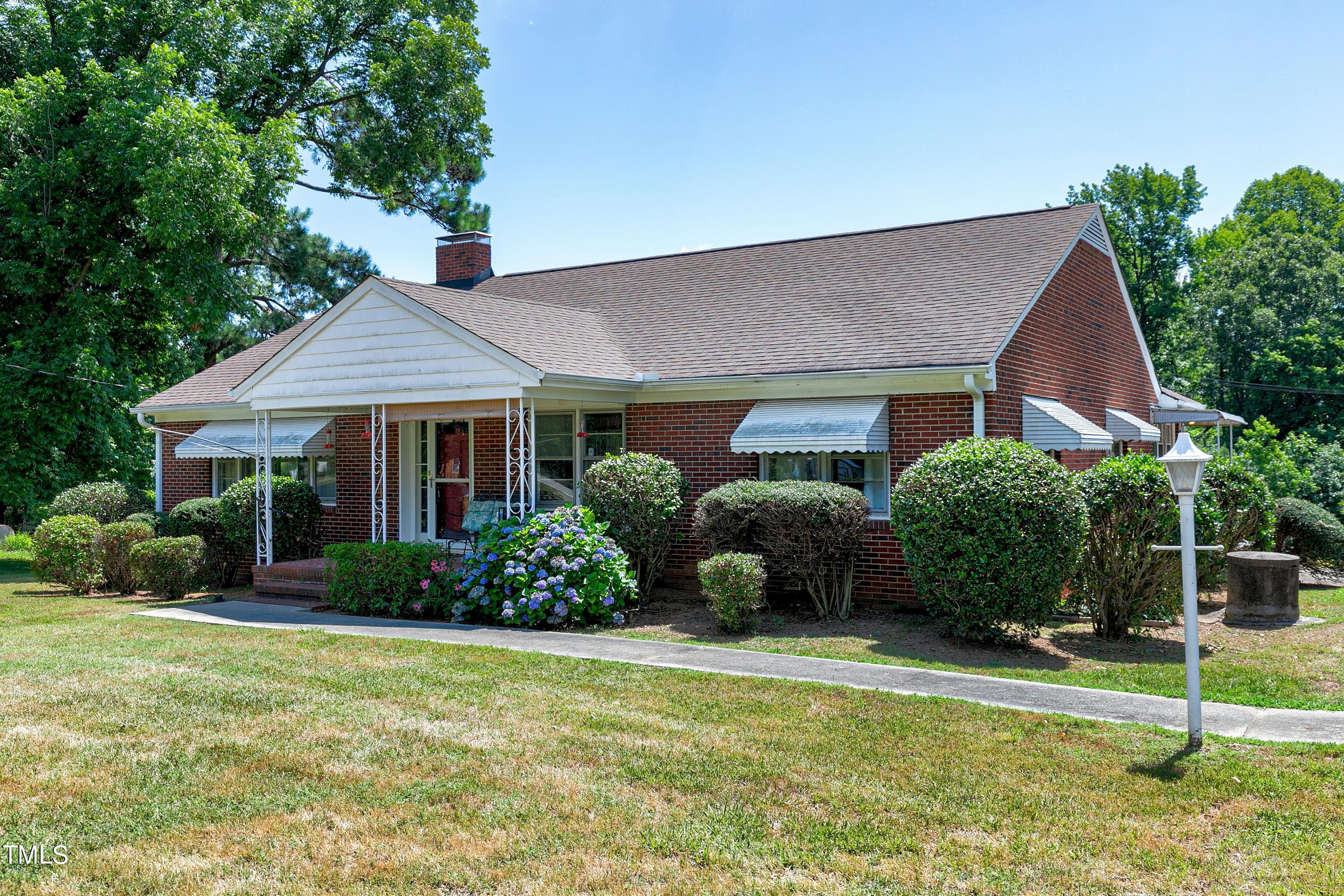 12300 Highway 39 Henderson, NC 27537 - Photo 2 of 60 Scene-3