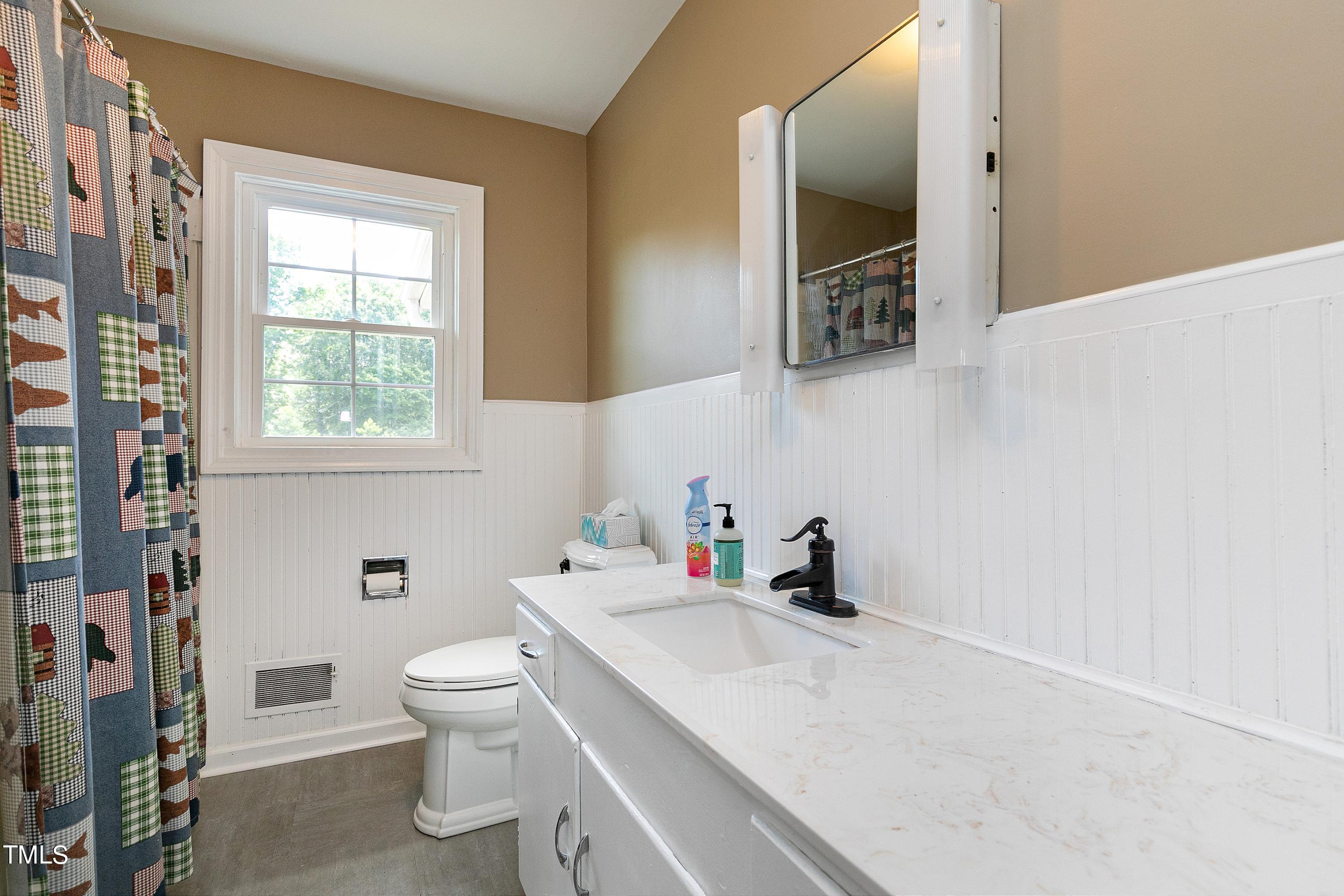 12300 Highway 39 Henderson, NC 27537 - Photo 26 of 60 Scene-22