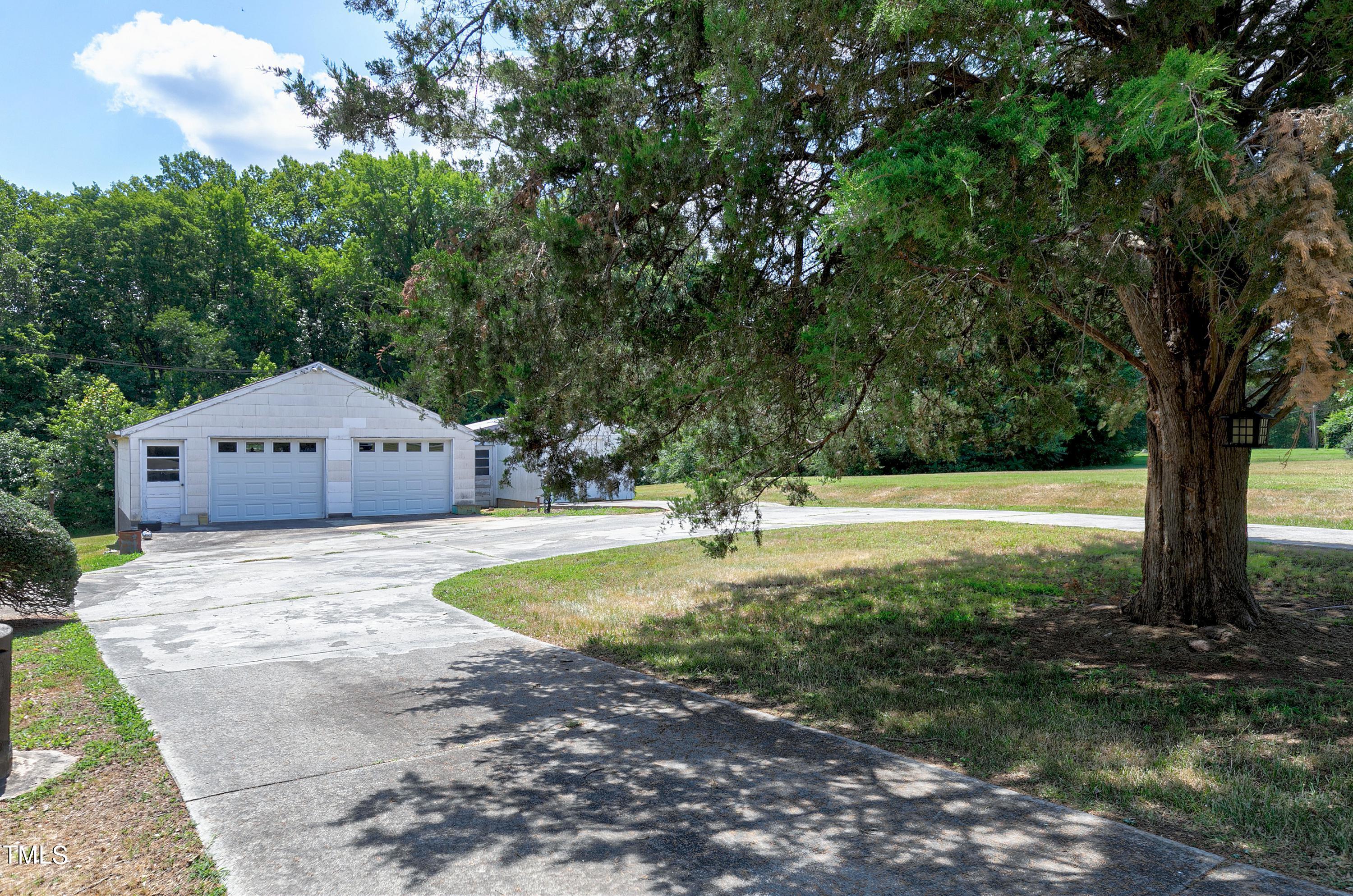 12300 Highway 39 Henderson, NC 27537 - Photo 42 of 60 Scene-33