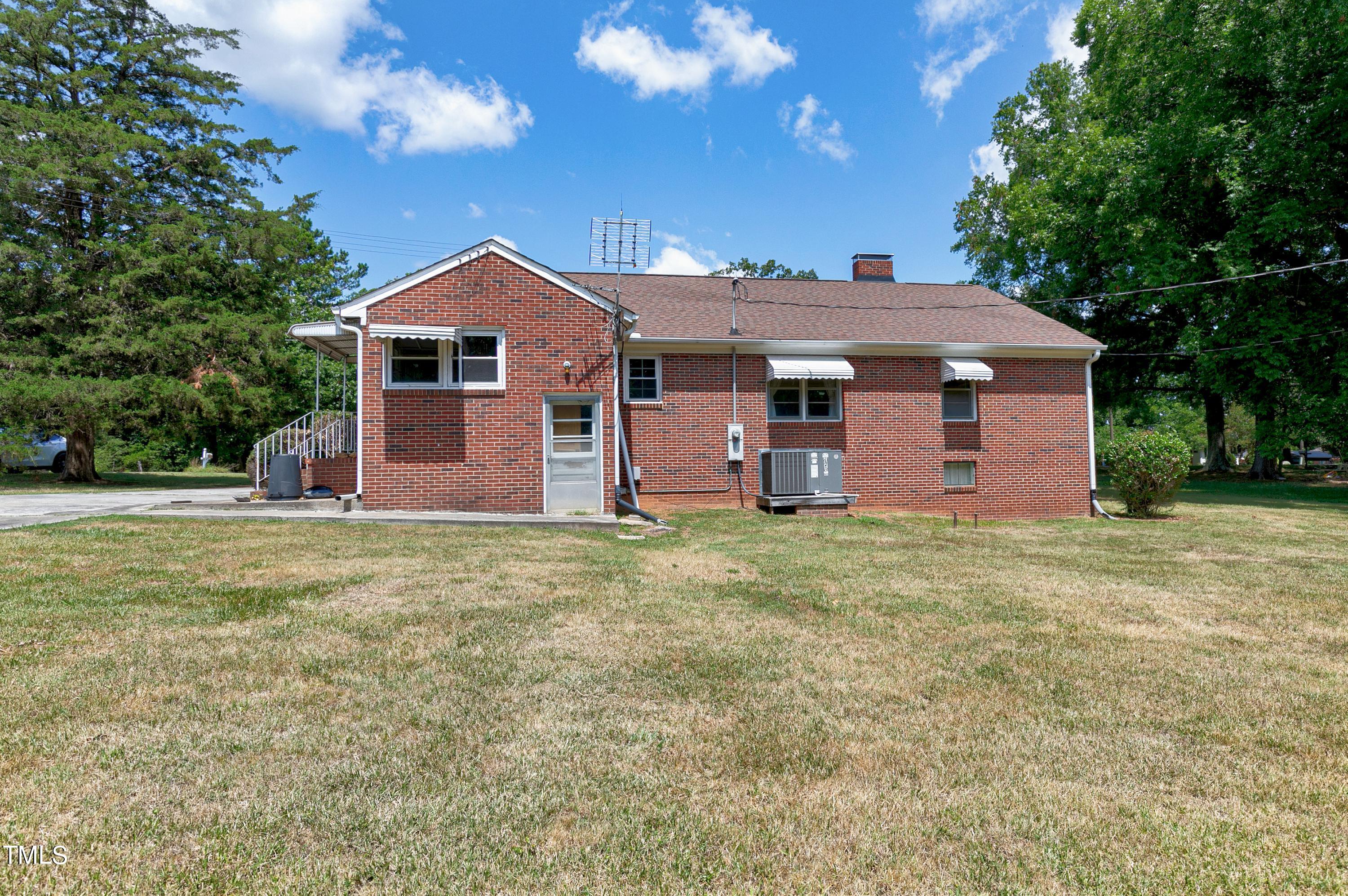 12300 Highway 39 Henderson, NC 27537 - Photo 47 of 60 Scene-38