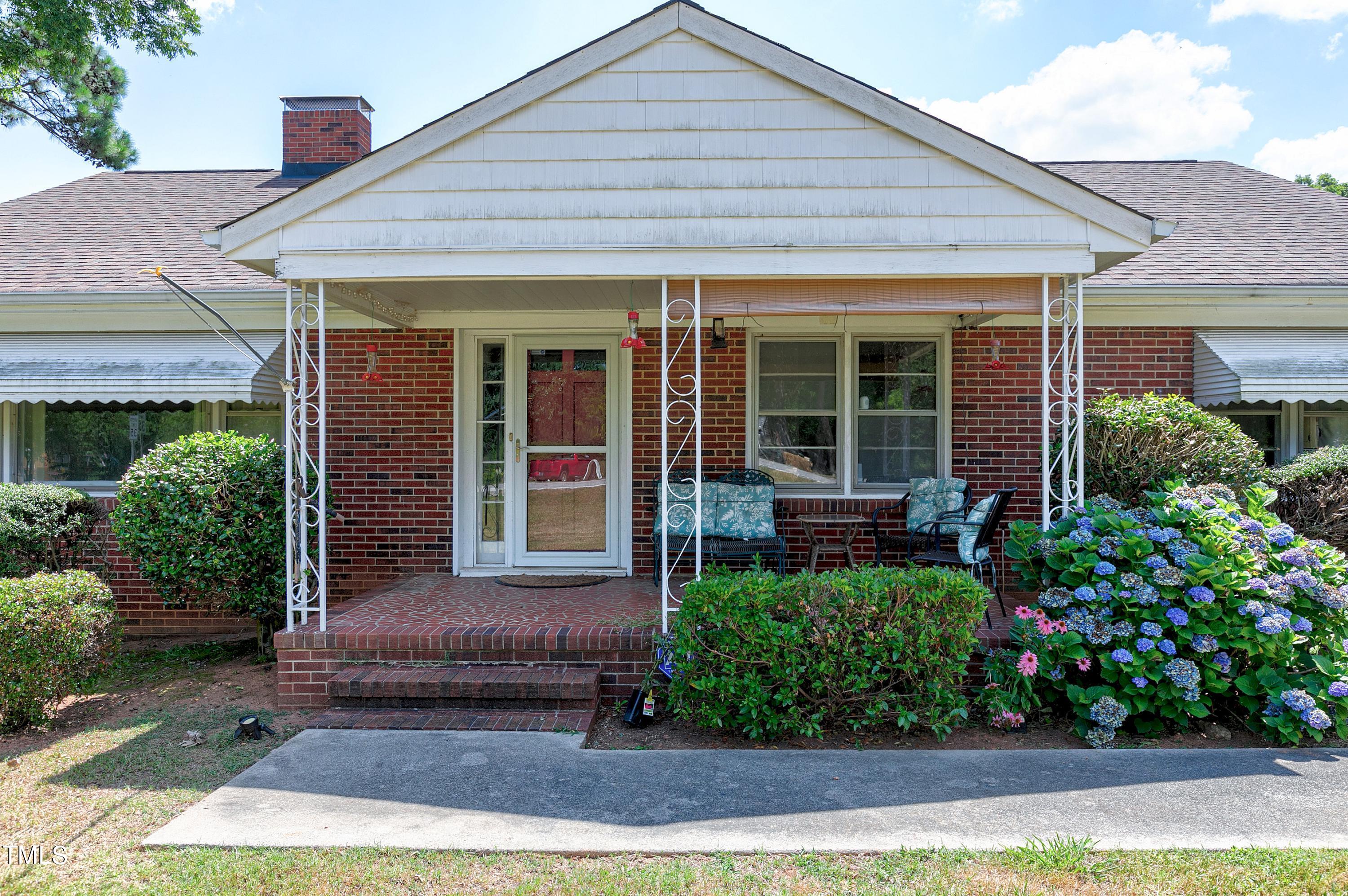 12300 Highway 39 Henderson, NC 27537 - Photo 6 of 60 Scene-4