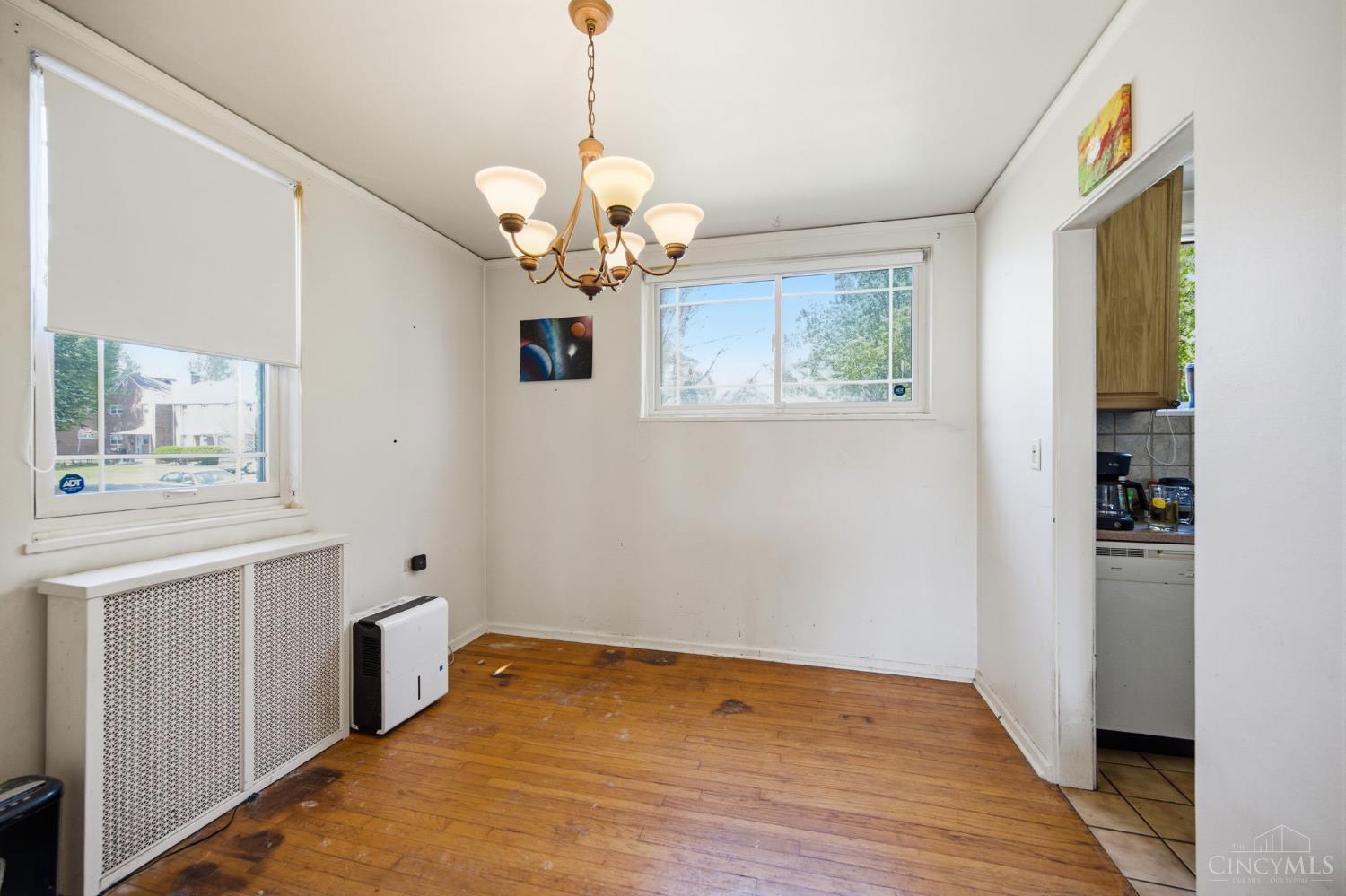 17 Andover Road Cincinnati, OH 45218 - Photo 8 of 36