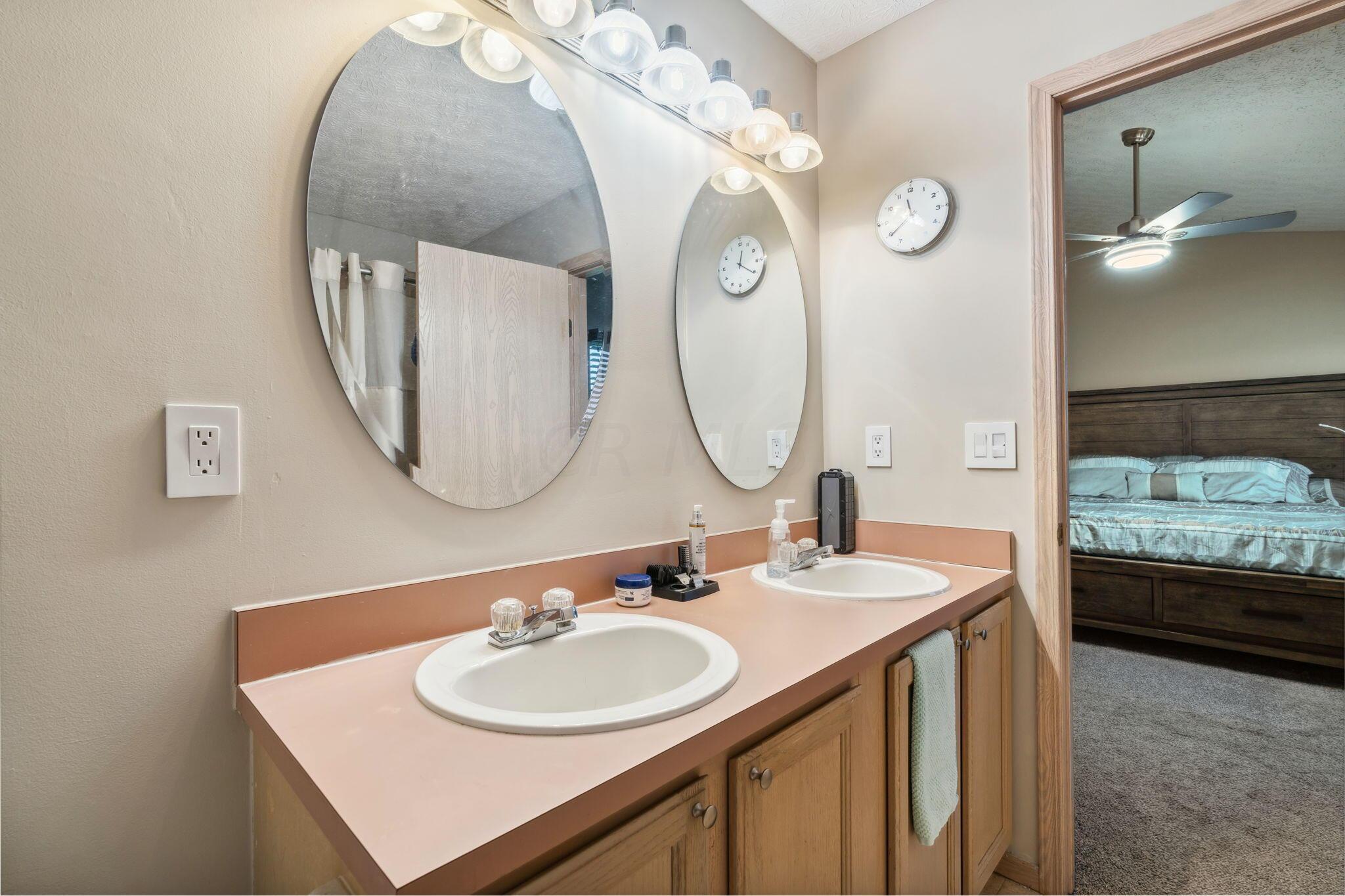462 Candleglow Road Blacklick, OH 43004 - Photo 19 of 35 19-web-or-mls-462-candleglow-rd