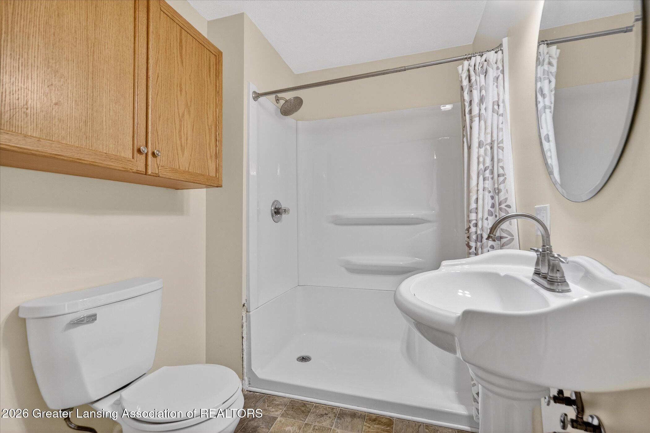 6015 South Stine Road Olivet, MI 49076 - Photo 23 of 34 23-6015-S-Stine-Charlotte-MI-48813-Windo