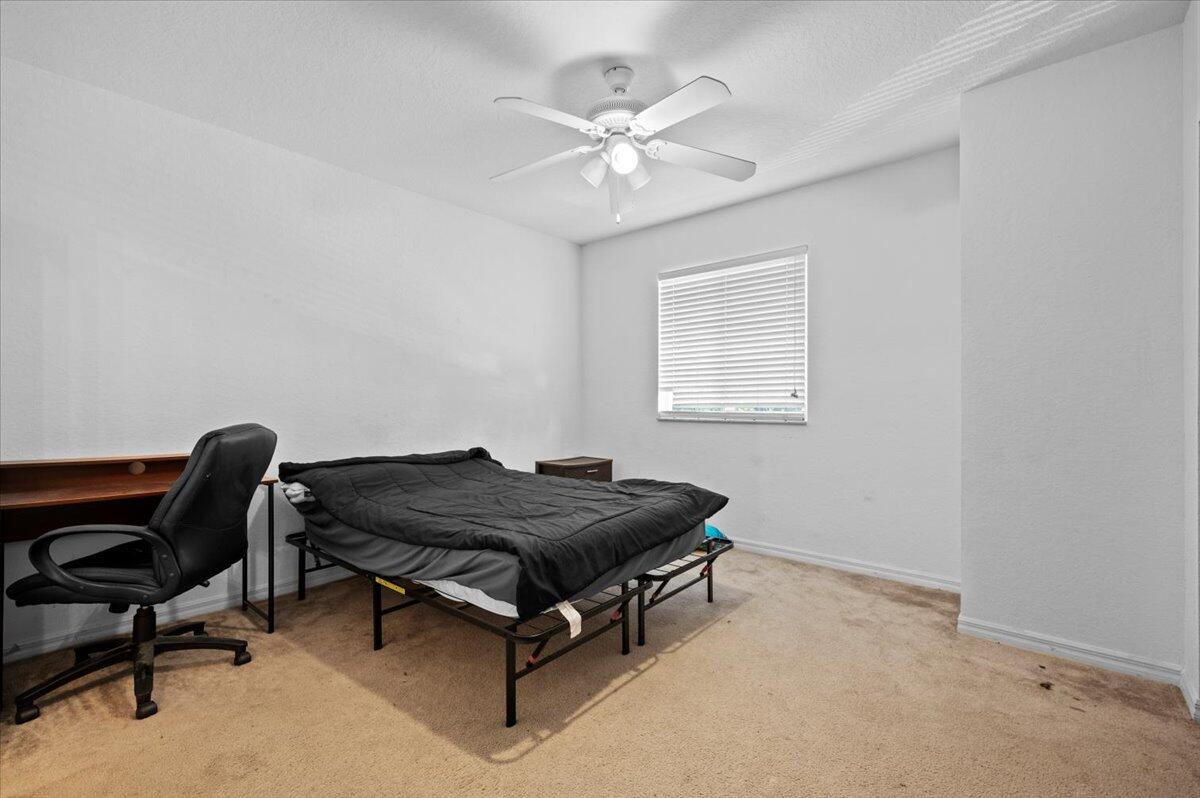 1905 Hibiscus Lane Riviera Beach, FL 33404 - Photo 17 of 26 30-LUX1137