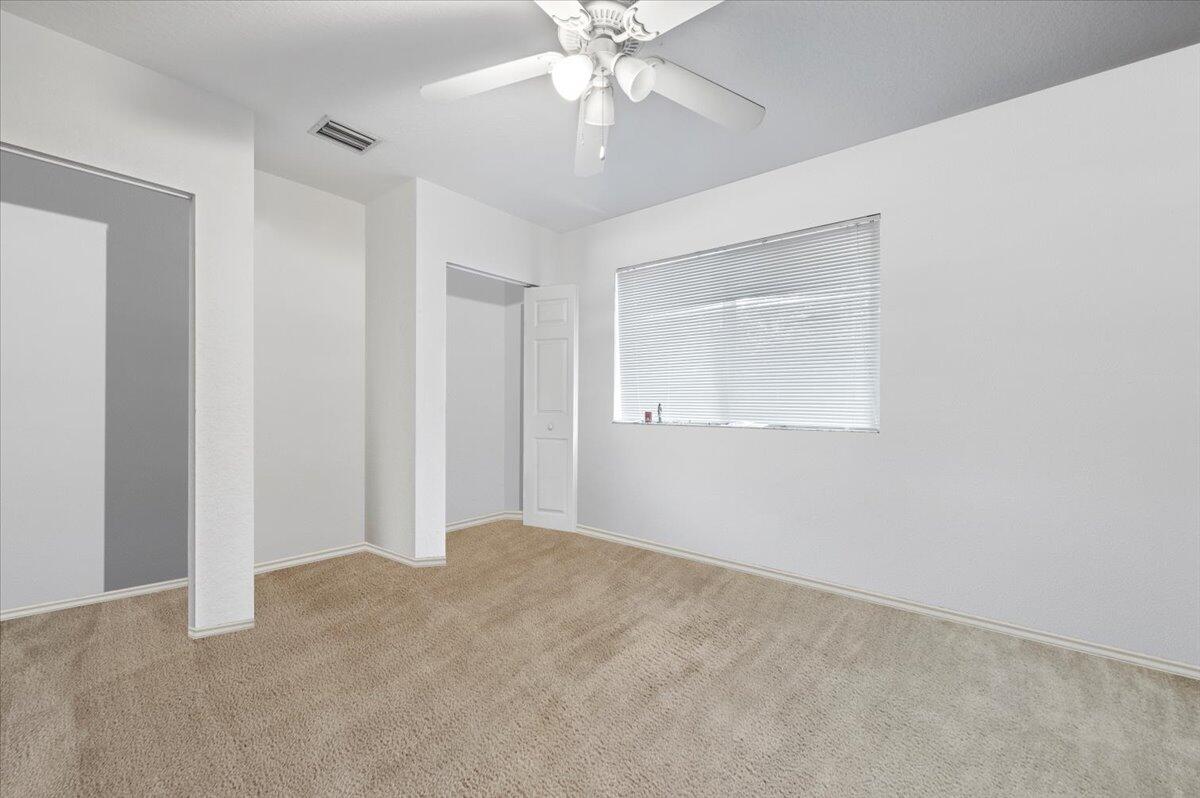 1905 Hibiscus Lane Riviera Beach, FL 33404 - Photo 20 of 26 34-LUX1157.jpg1