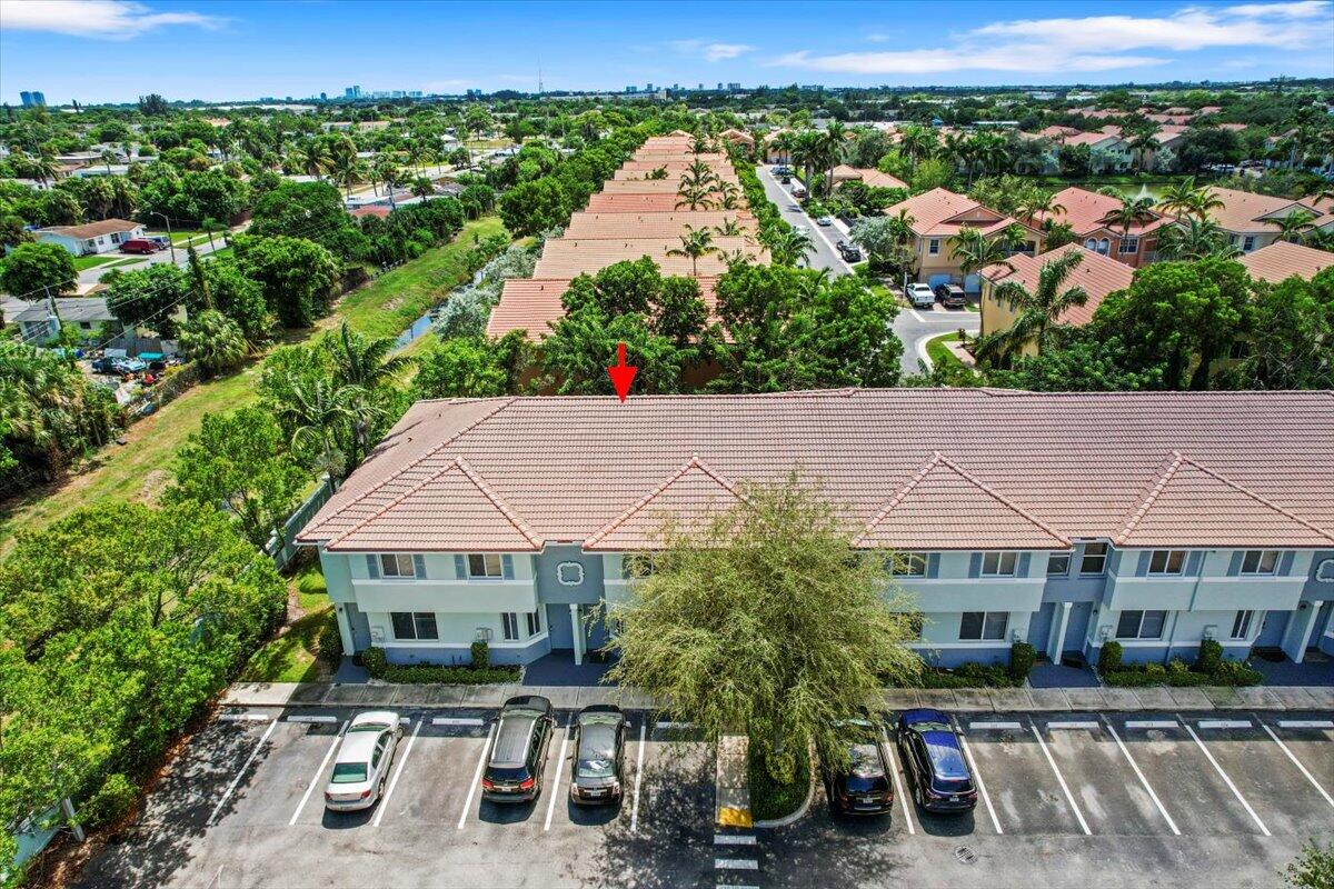 1905 Hibiscus Lane Riviera Beach, FL 33404 - Photo 2 of 26 02-DJI_0900 aw