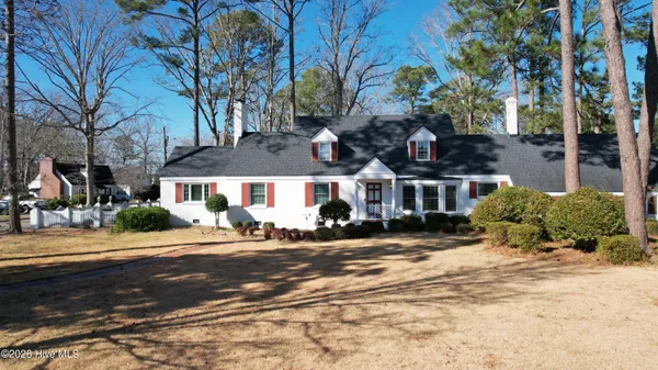 $345,999 | 601 North Curtis Street, Ahoskie, NC 27910