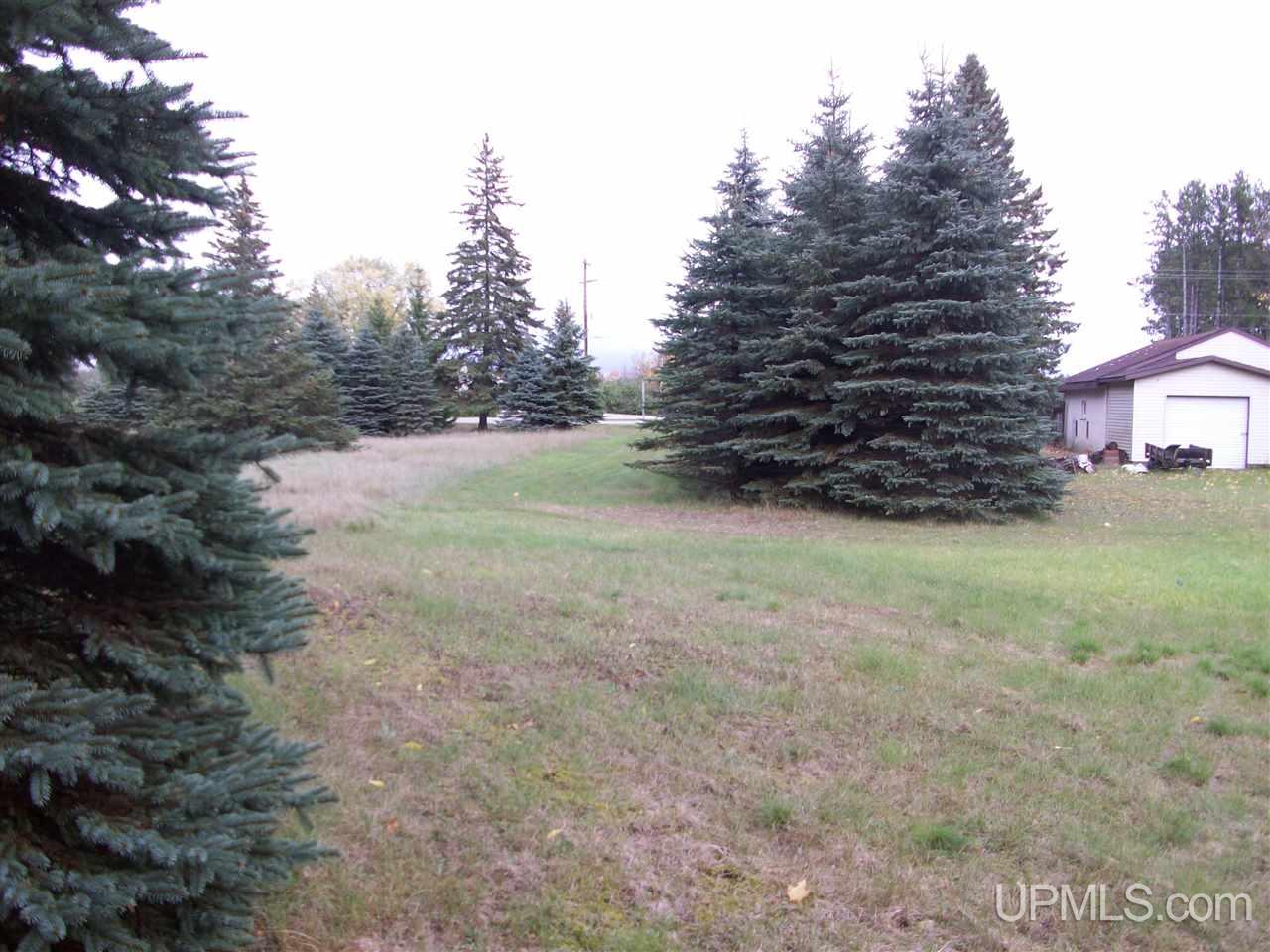 4903 Danforth Road Escanaba, MI 49829 - Photo 37 of 43
