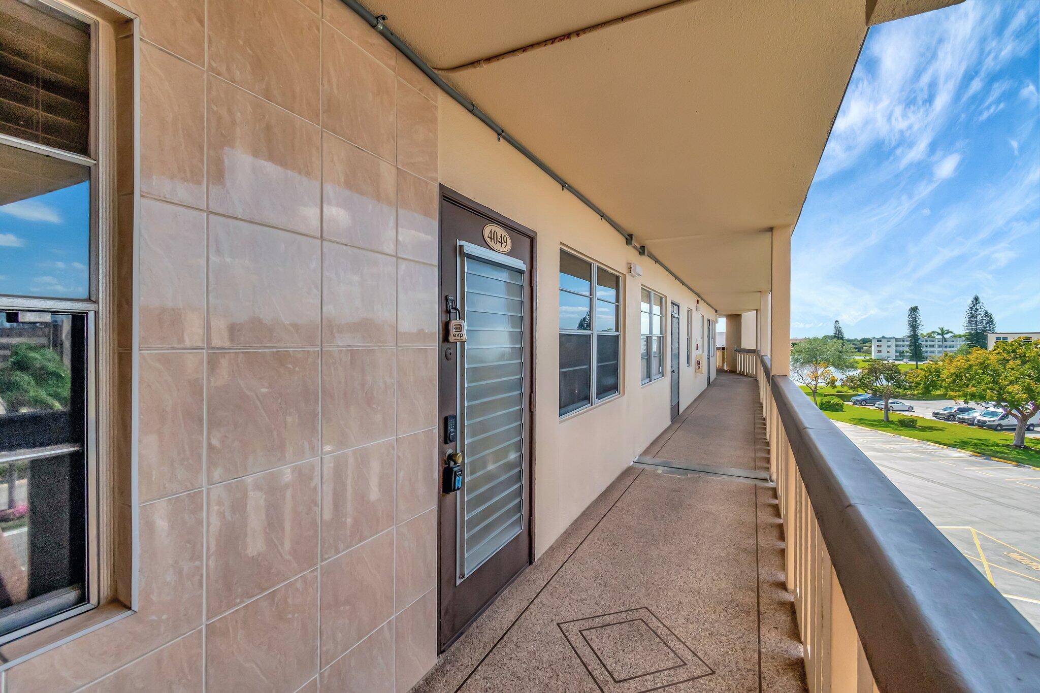 4049 Wolverton C Boca Raton, FL 33434 - Photo 5 of 88 8-web-or-mls-DSC_8933