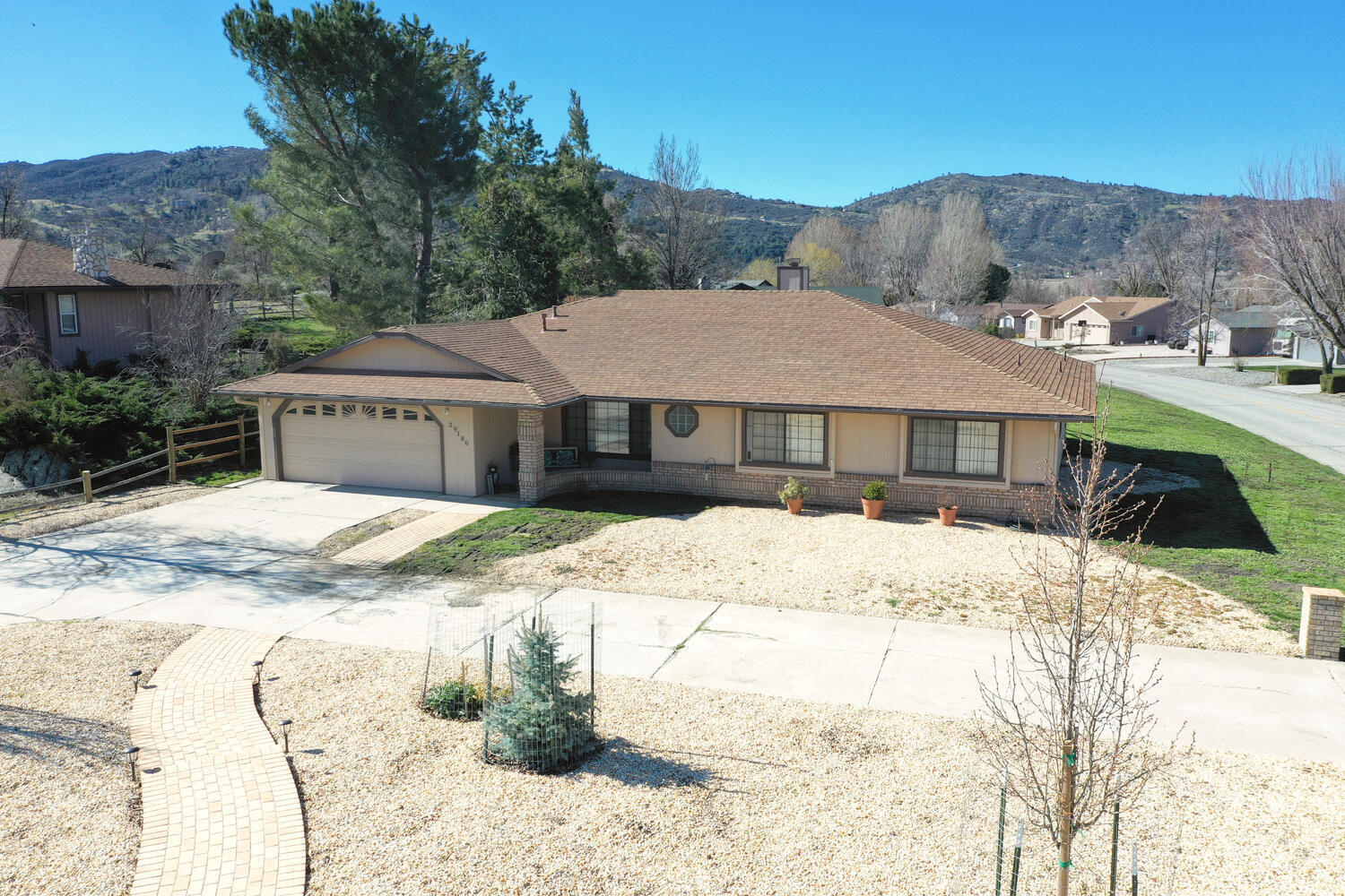29180 North Lower Valley Road Tehachapi, CA 93561 - Photo 1 of 32 29180 N Lower Valley Rd-large-042-036-Lo