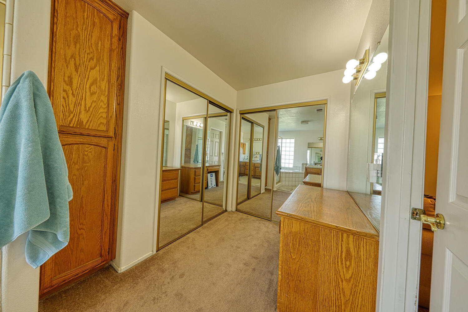 29180 North Lower Valley Road Tehachapi, CA 93561 - Photo 20 of 32 29180 N Lower Valley Rd-large-026-027-Lo