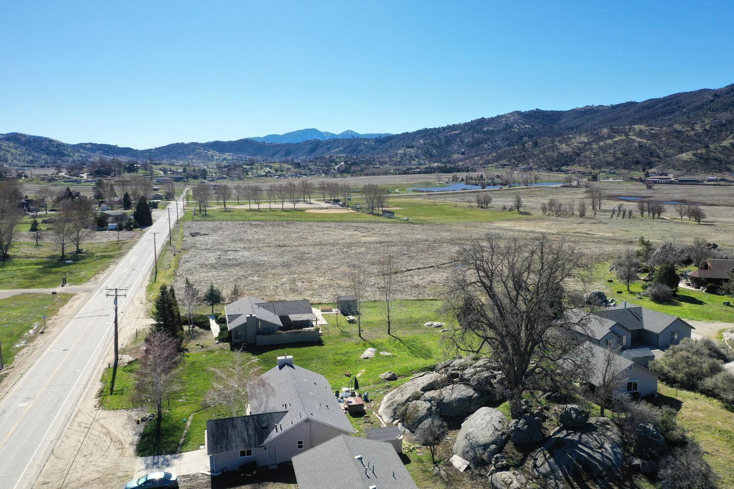 29180 North Lower Valley Road Tehachapi, CA 93561 - Photo 31 of 32 29180 N Lower Valley Rd-large-037-007-Ba