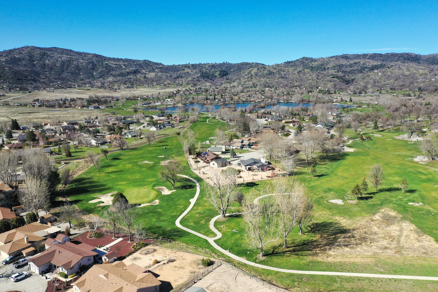 29180 North Lower Valley Road Tehachapi, CA 93561 - Photo 32 of 32 29180 N Lower Valley Rd-large-038-008-Fo