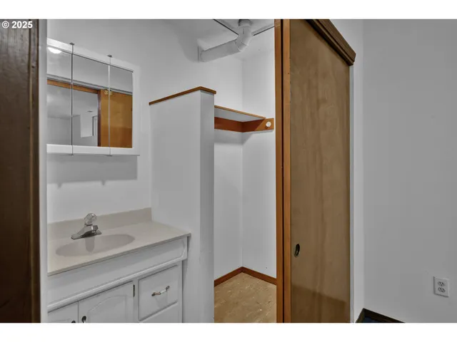 $1,200,000 | 9790 Northeast Benton Street, Newport, OR 97365