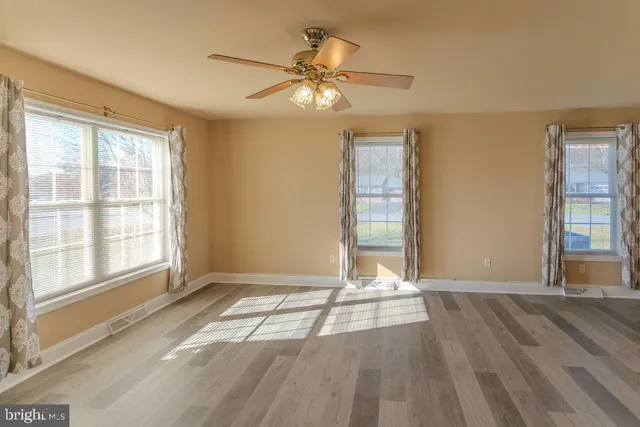 $325,000 | 11 Irvin Drive, Shippensburg, PA 17257