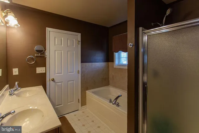 $325,000 | 11 Irvin Drive, Shippensburg, PA 17257