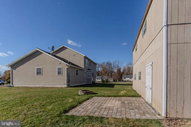 $325,000 | 11 Irvin Drive, Shippensburg, PA 17257
