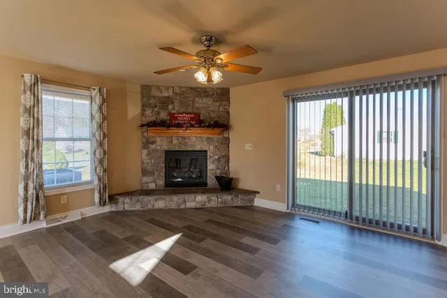 $325,000 | 11 Irvin Drive, Shippensburg, PA 17257