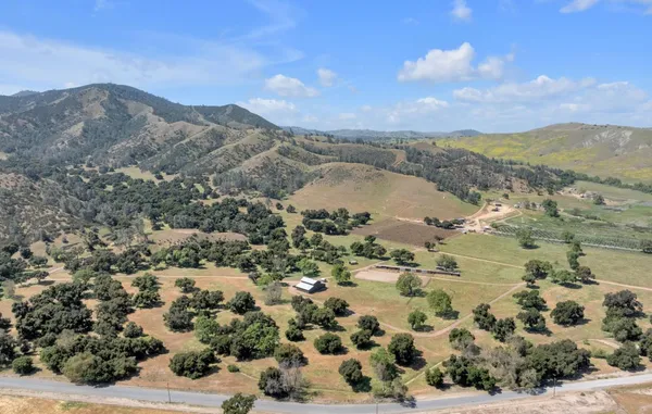 $6,560,000 | 770 Limekiln Road, Hollister, CA 95023